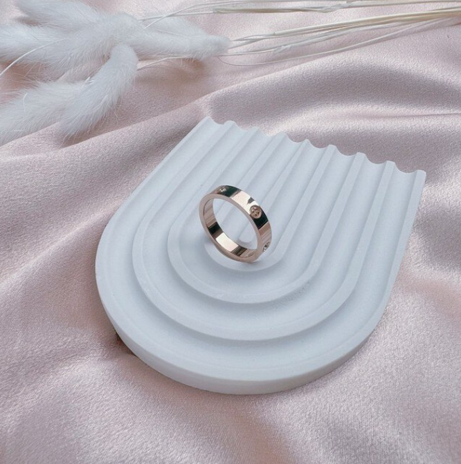 Classic Cross Rings