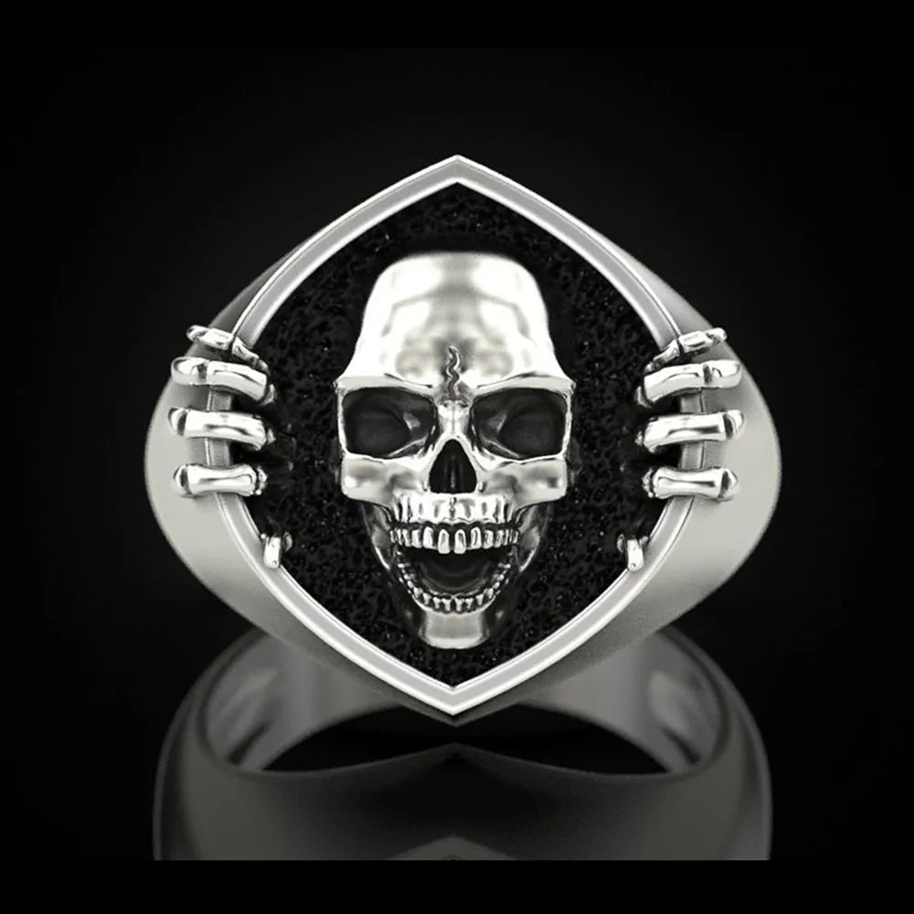 Peeking Skull Ring