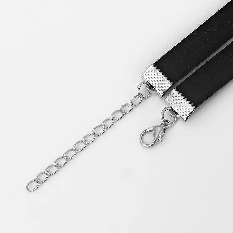 Raven Skull Choker
