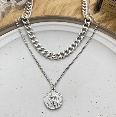 Vintage Style Multi Layered Necklace Set - DARK MOON
